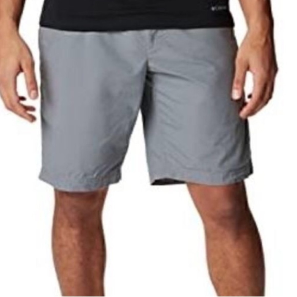 NWT Columbia Gray Washed Out Flat Front Shorts Men’s 38“ Waist and 8” Length